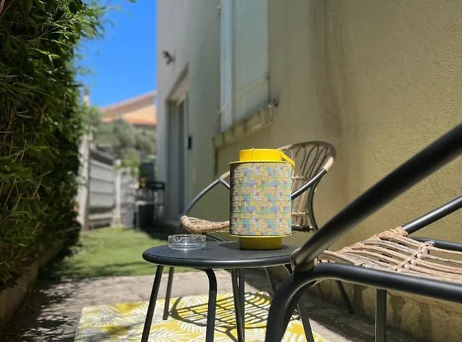 Studio Proche De La Plage De L\'Almanarre